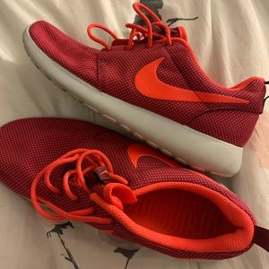 Nike Roshe Runs